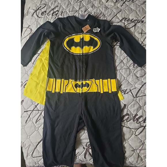 Other - Batman Costume 2T Cape Is Detachable New